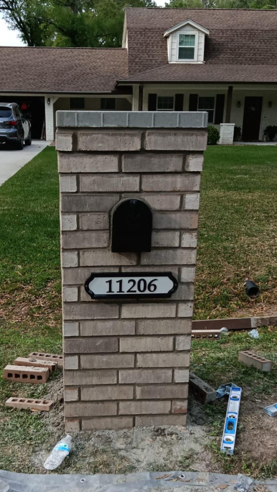 Mailboxes 004